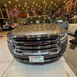 GMC Acadia